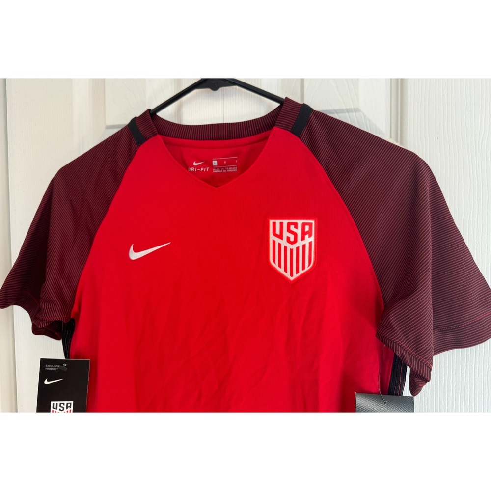 NEW Nike 2017 USA National Soccer Team Red 3rd Third Jersey Youth Size Large - Picture 2 of 9